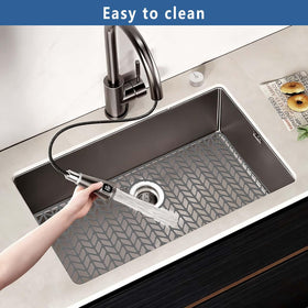 AWOKE heat-resistant silicone withstands up to 450°F for safe hot pot placement.