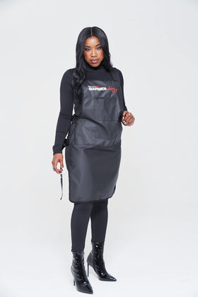 BaBylissPRO Barberology Apron full-length black design helps keep clothes clean.