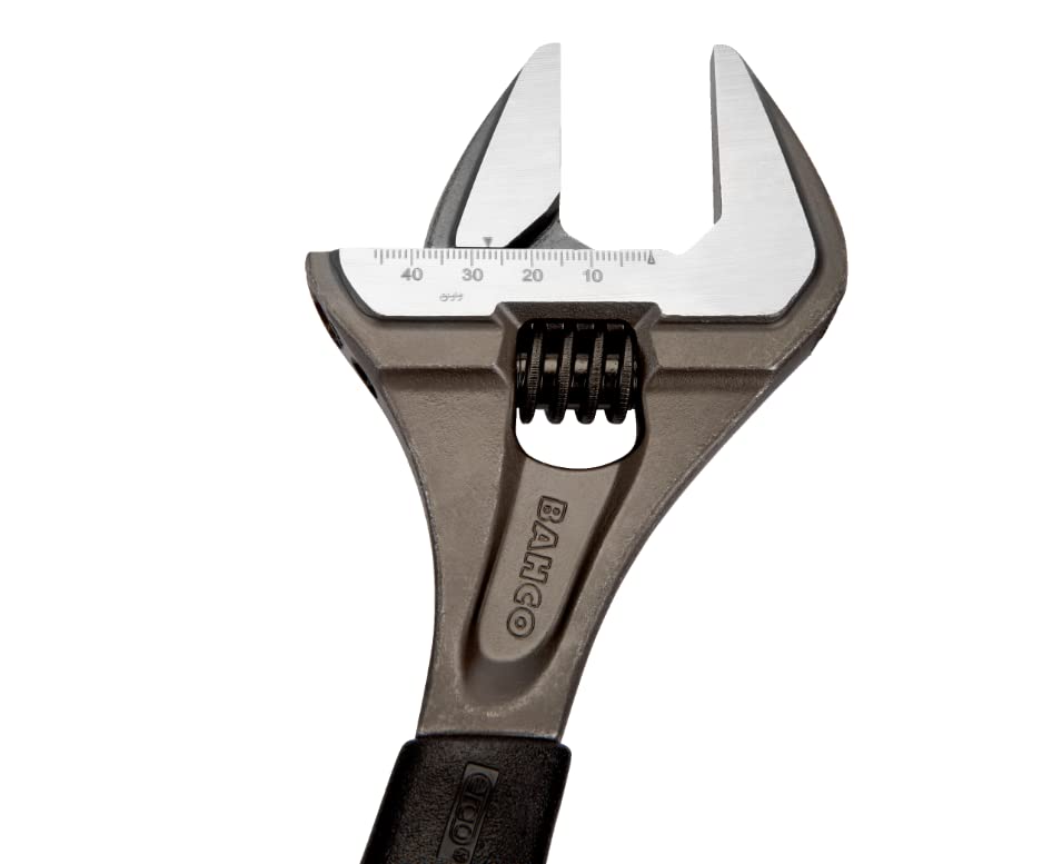 Bahco BAH9031RUS wrench with rubber handle for comfortable, slip-resistant grip.