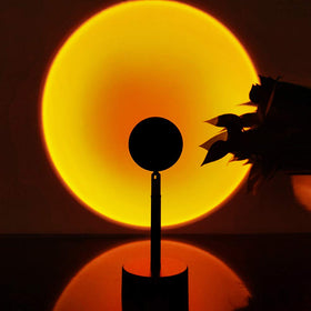 Balkwan Sunset Lamp wall-ceiling-projection fills walls with immersive color.