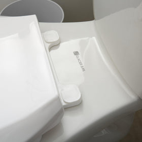 Bath Bliss Deluxe Round Seat easy-clean surface resists staining with daily use.