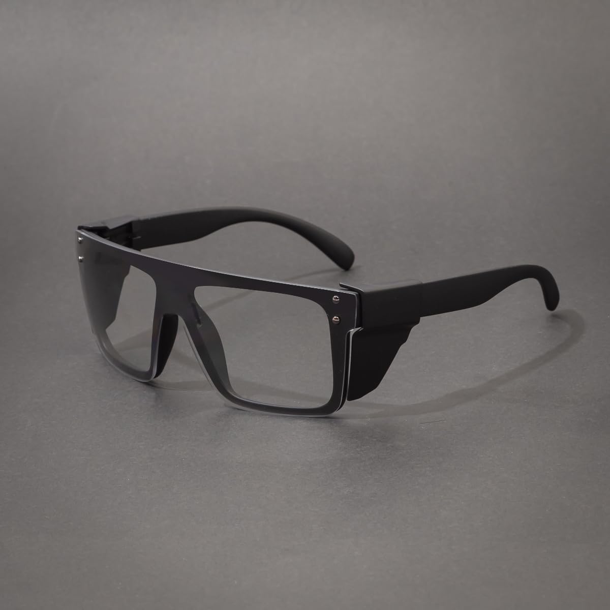 BEASVFE wraparound fit with anti slip nose pads for all day comfort