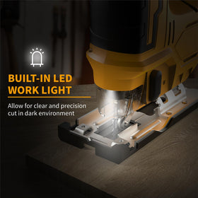 bellaDimora jigsaw tool highlighting built-in LED illuminating the cut line.