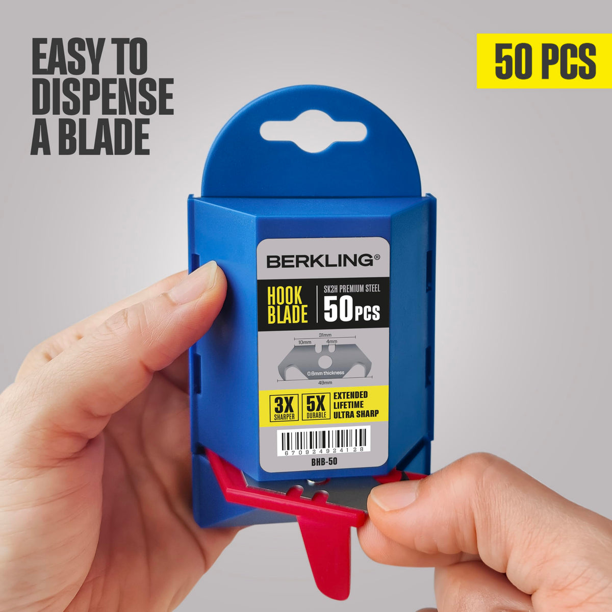 Berkling hook blade cutting carpet and PVC efficiently.
