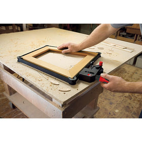 BESSEY VAS-23+2K-CB built-in take-up reel keeps excess strap tidy.