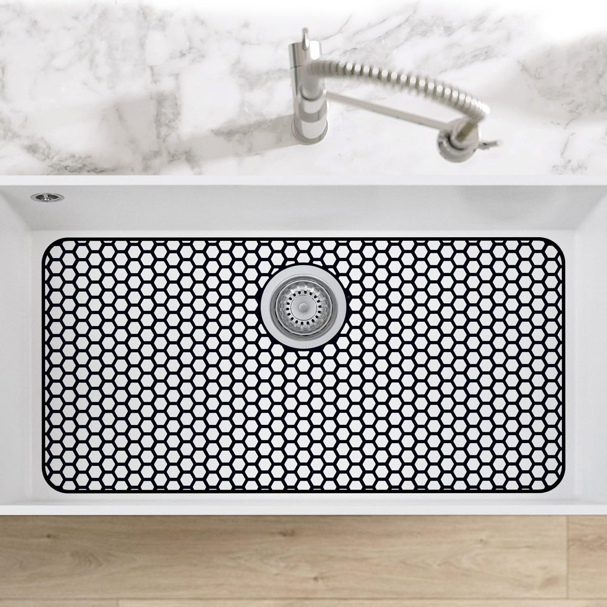 Bestjing versatile sink mat for defrosting and air-drying tasks.