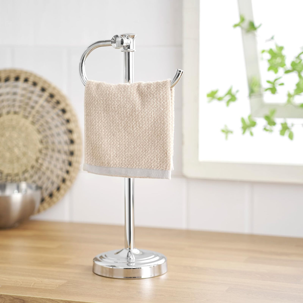 BESy easy-clean polished chrome towel bar after shower cleanup