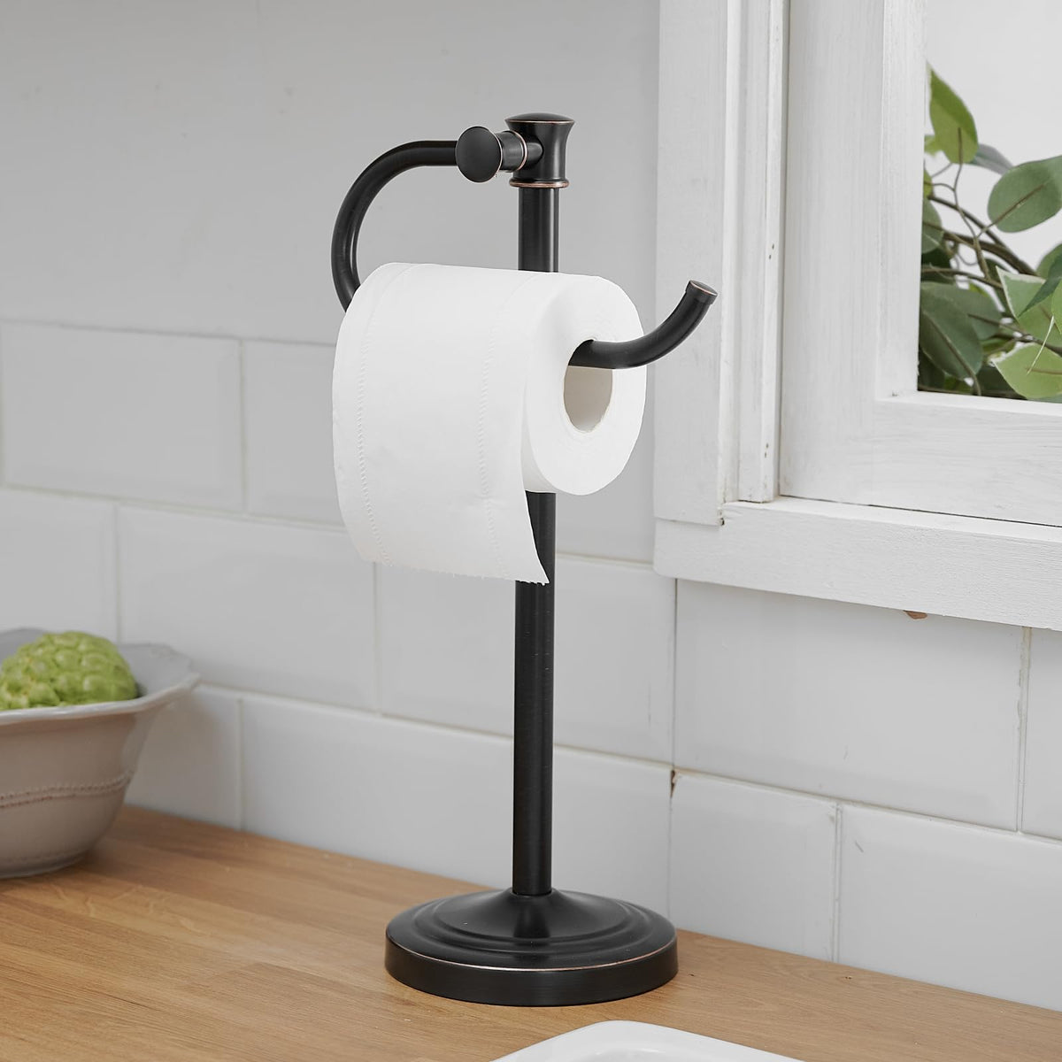 BESy easy-install hardware allows quick, simple setup