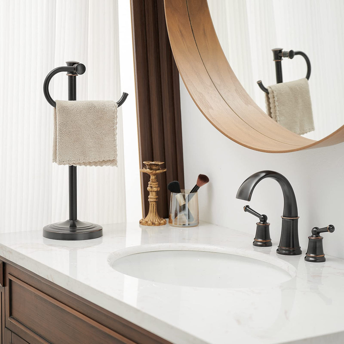BESy free-standing bronze towel rack with sturdy base for stability