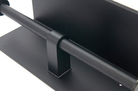 Matte black finish details provide modern style and fingerprint resistance.