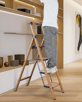 Bibkoke ladder in indoor and outdoor settings for versatile tasks