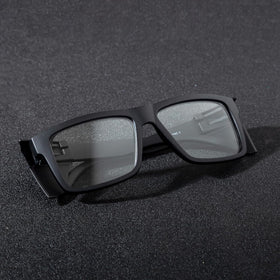BINGKING matte black frame design combines comfort with a modern look.