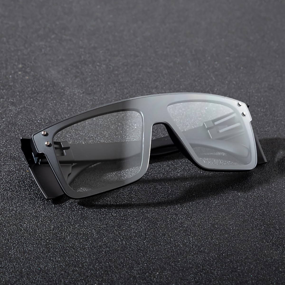 BINGKING removable side shields provide versatile protection when needed.