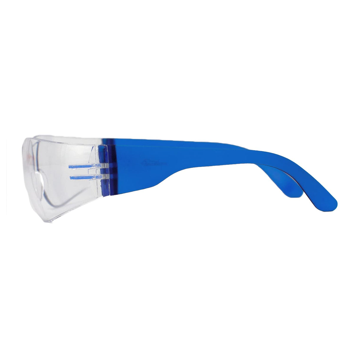 BISON LIFE Anti-Scratch Coating helps maintain clear visibility.