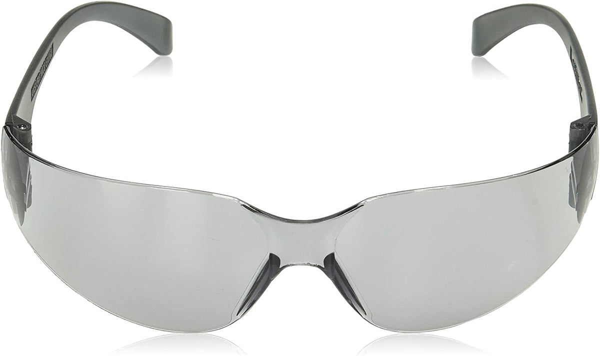 Lightweight, comfortable fit of BISON LIFE glasses for long shifts.