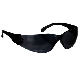 BISON LIFE polycarbonate lenses resist impact and provide clear vision