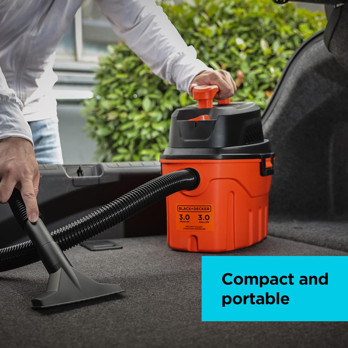 BLACK+DECKER shop vacuum compact weight enables easy mobility