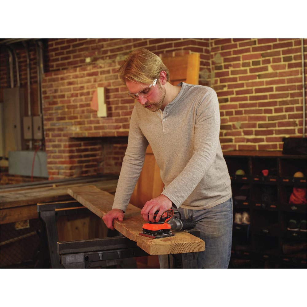 BLACK+DECKER BDEQS300 compact silhouette fits in small projects
