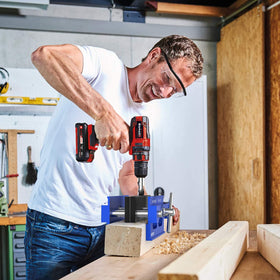 Blekoo included accessories and bushings support diverse woodworking tasks.