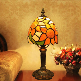 BMXKPO Tiffany-style lamp shade close-up shows vibrant sunflower glass colors.