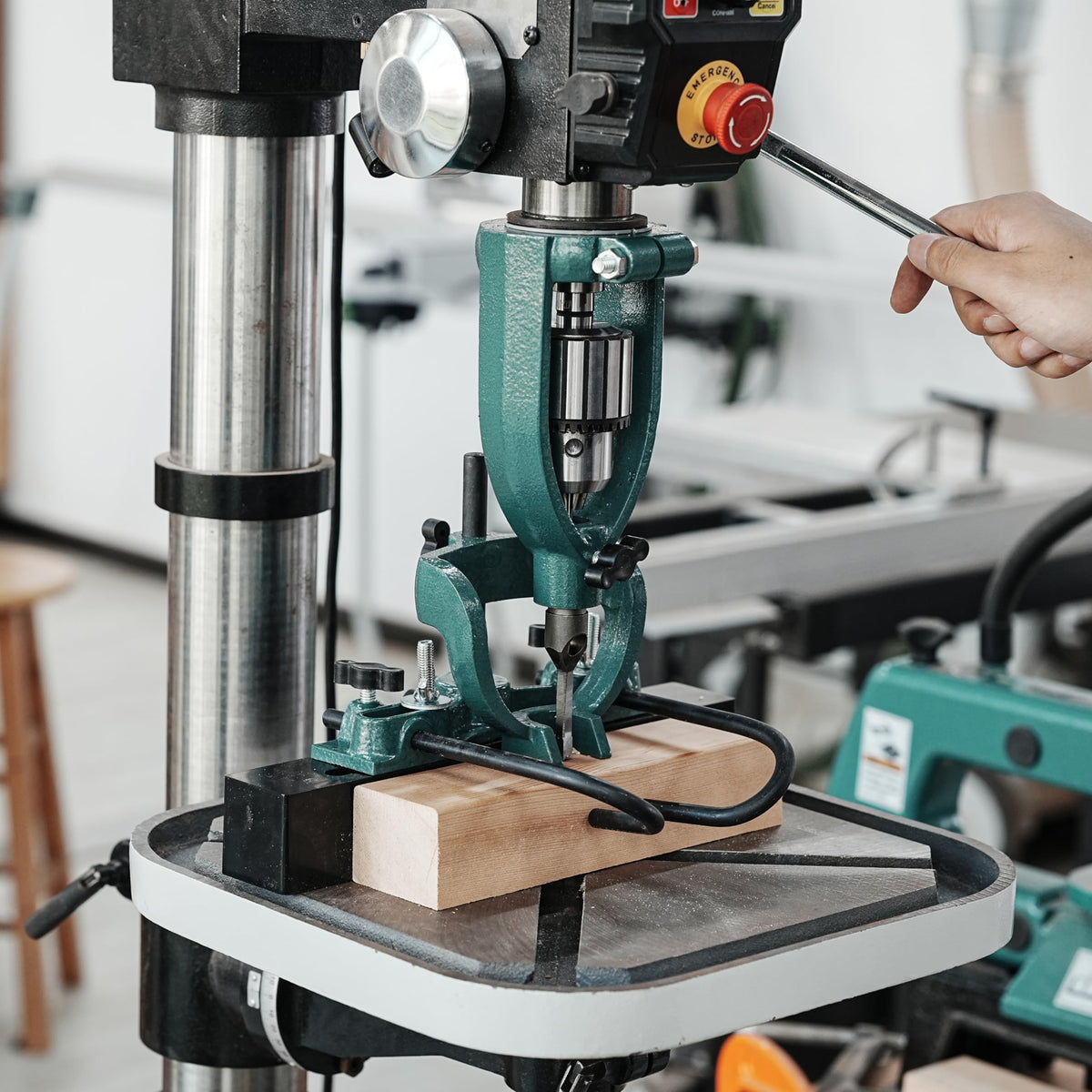BMTURNING fixed seat provides steady support for reliable mortising
