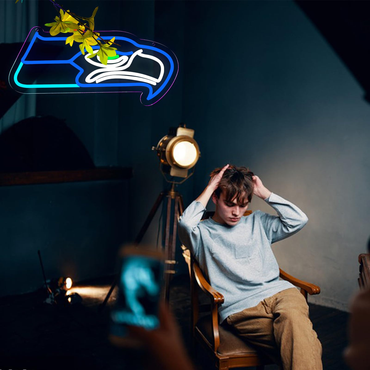 BNBIDEN Seahawks neon art boosts offices, pubs, and social spaces.