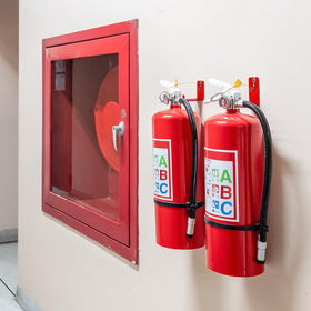 BNJZWJJ installation card included simplifies mounting steps.