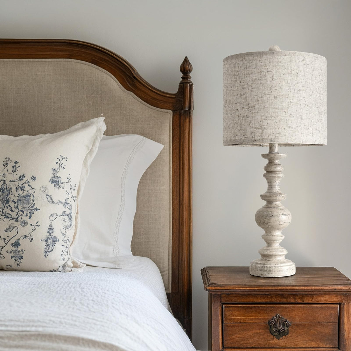 Bobomomo linen shade diffuses light for a soft, inviting glow