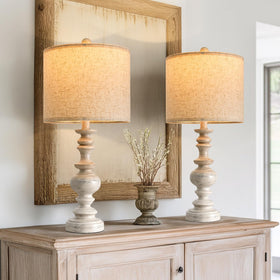 Bobomomo pair project warm, cozy ambiance for entryways and hallways
