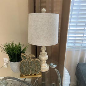 BOBOMOMO Tradition 205 bedside lamp view highlights compact footprint for small rooms.