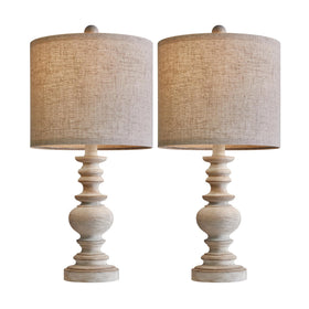 BOBOMOMO Tradition lamps on nightstand ideal for bedside reading.