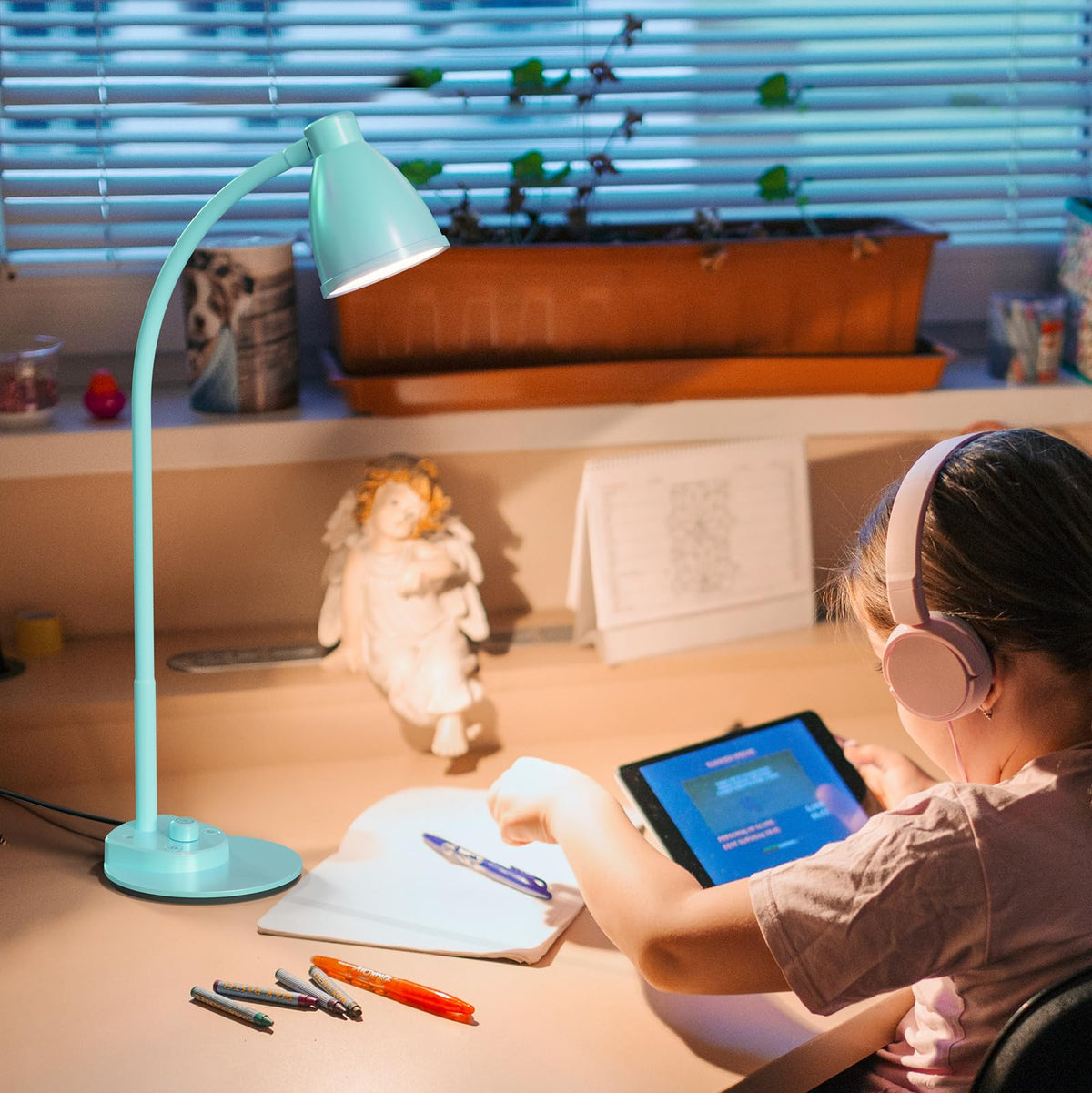 BOHON LED desk lamp includes 5V 2A adapter for power and charging