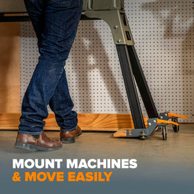 Bora PM-1100 foot levers allow quick, stable locking.