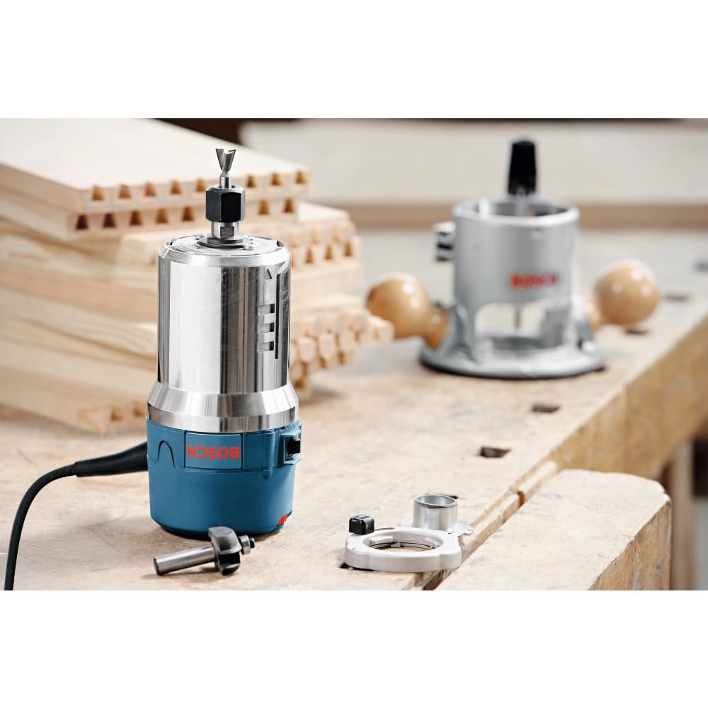 Bosch 1617EVS rounded hardwood handles provide comfortable, secure grip.