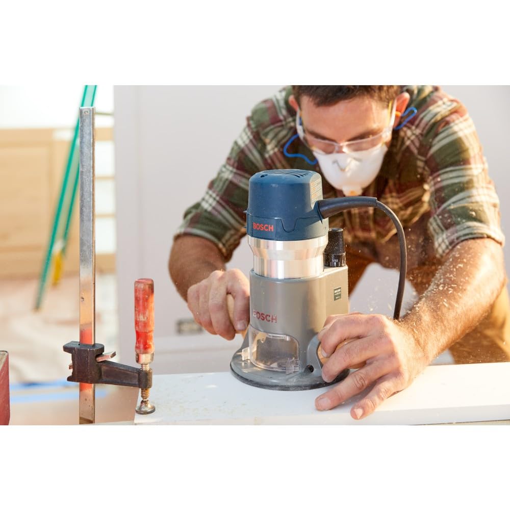 Bosch 1617EVSPK constant-response circuit maintains steady speed under load.