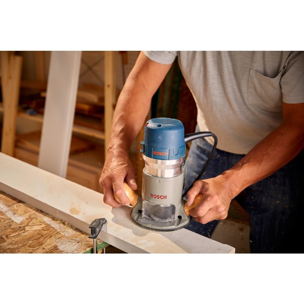Bosch 1617EVSPK quick-clamp system enables tool-free base swaps.