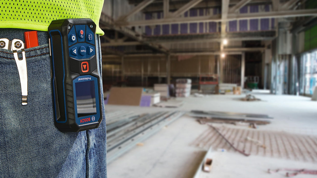 Ergonomic grip on Bosch GLM165-22 Blaze for comfortable all-day use.