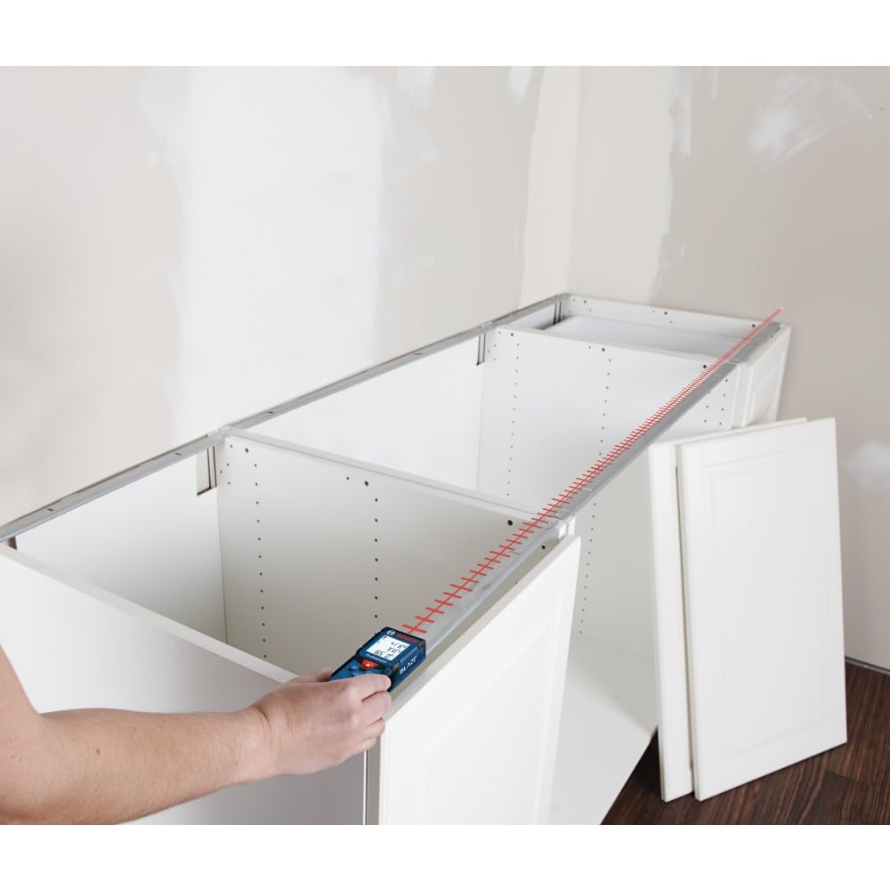 Bosch GLM165-40 Blaze Pro IP54 rating for rain and dust resistance.