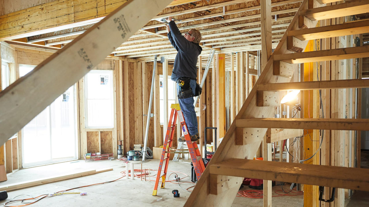 Bosch GPL100-50G point projection for level and plumb marks