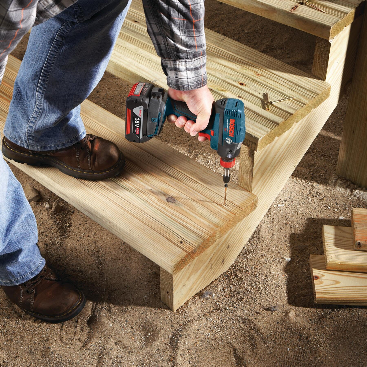 Bosch ITPH26B double-ended design offers versatile screwdriving options