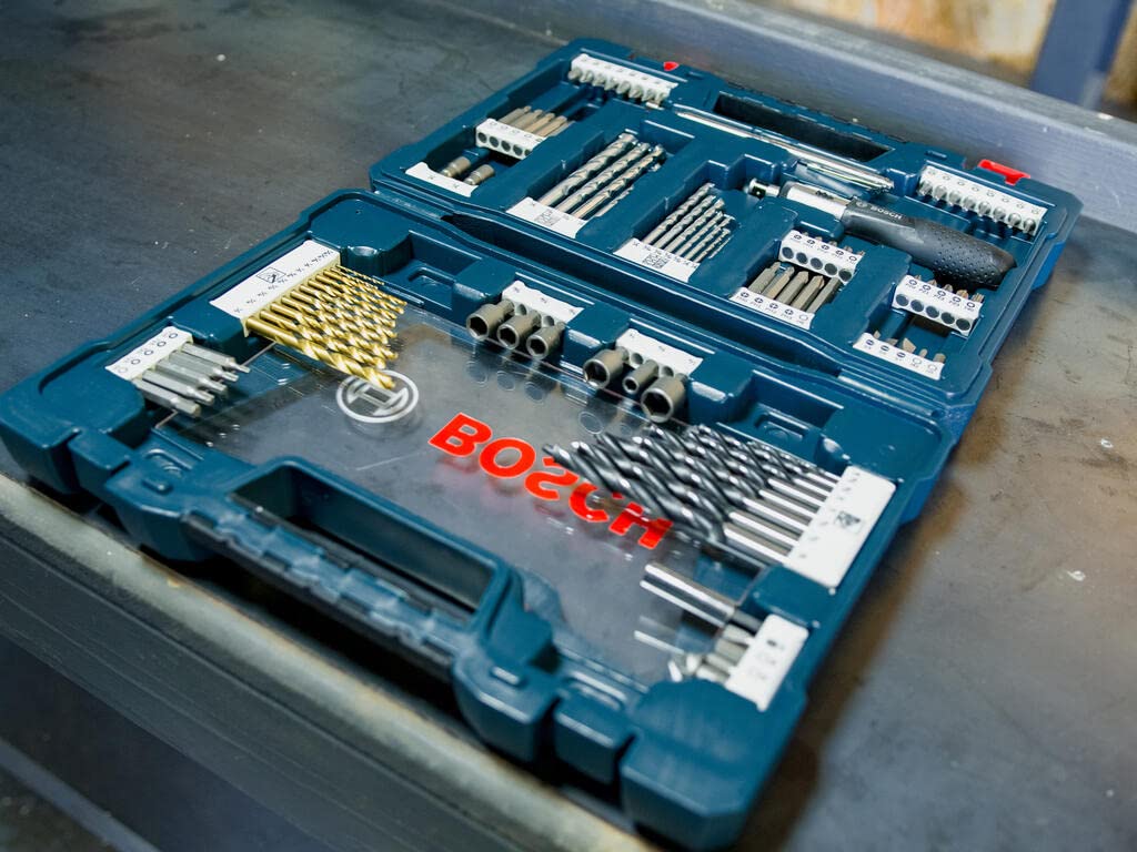 Bosch MS4091 bit holder keeps bits within reach