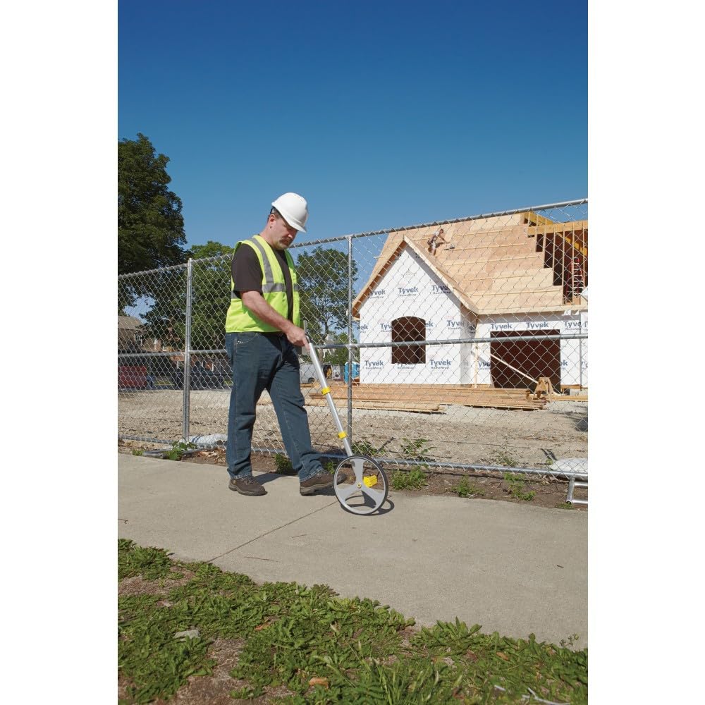 RT312 collapsible handle enables compact storage after use.
