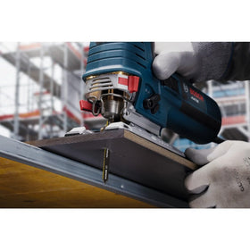 Bosch T128BHM3 14 TPI laminate blade in action for smooth edges.