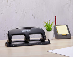 Bostitch Office EZ Squeeze integrated ruler aids accurate measurements.