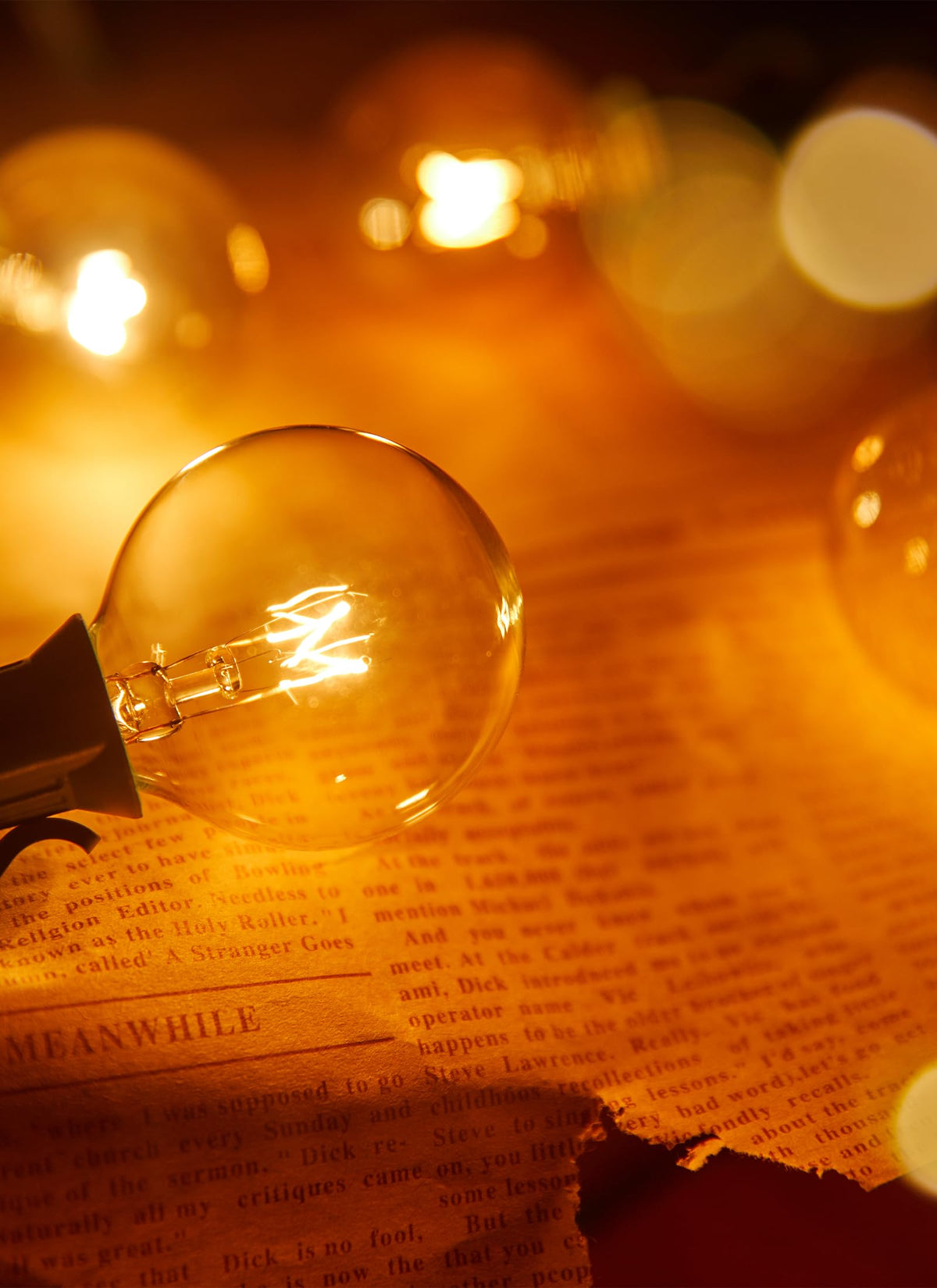 Brightown G40 bulbs suitable for indoor decor and patio ambiance.