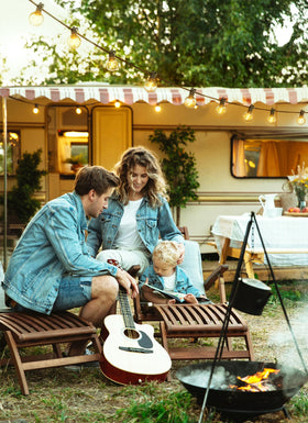 Brightown IP65 weatherproof design withstands rain and wind for reliable outdoor lighting.