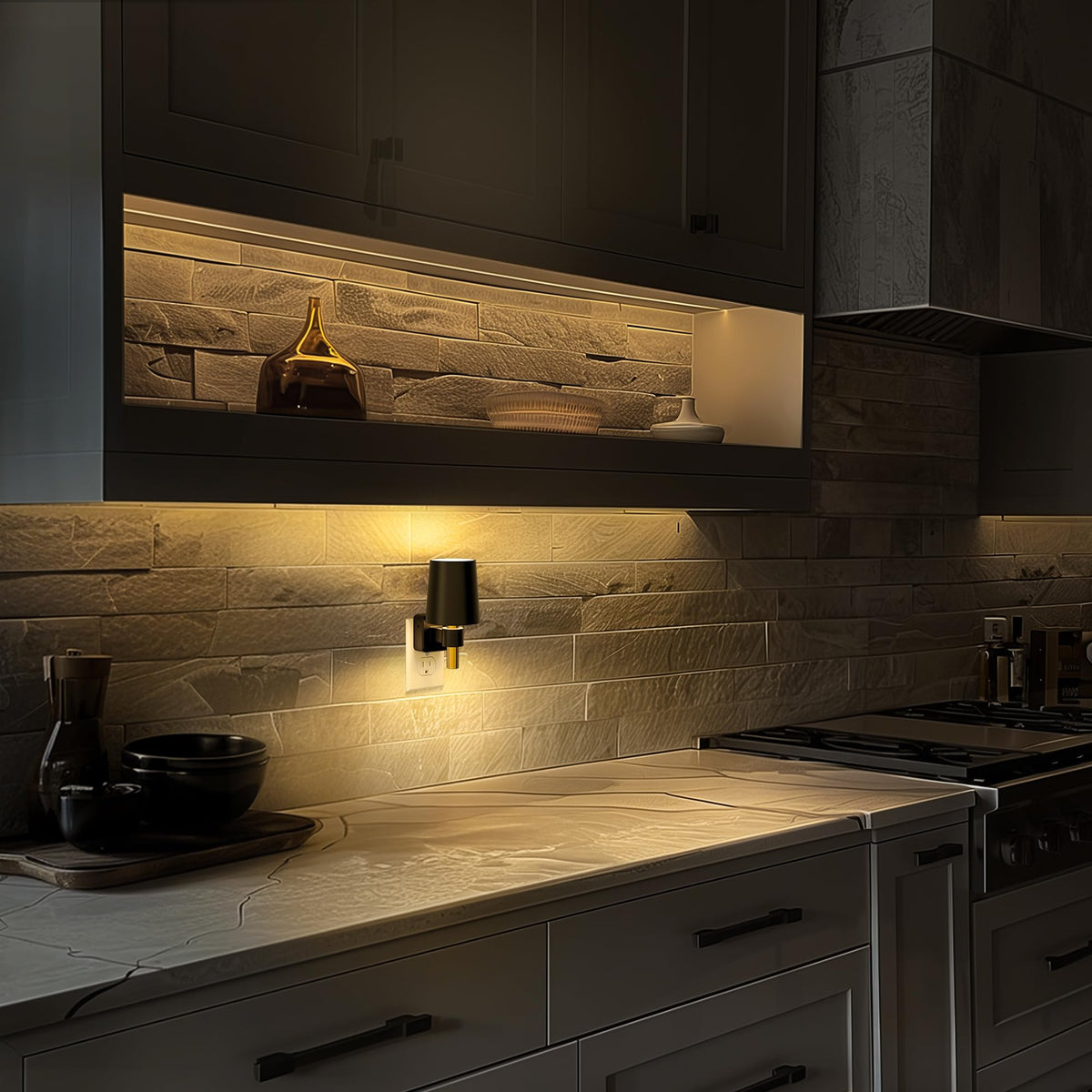 Briignite energy-saving 1W night light reduces electricity use