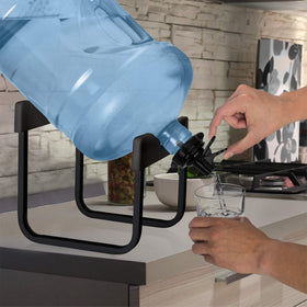 Two valves included for 48mm and 55mm bottle compatibility.