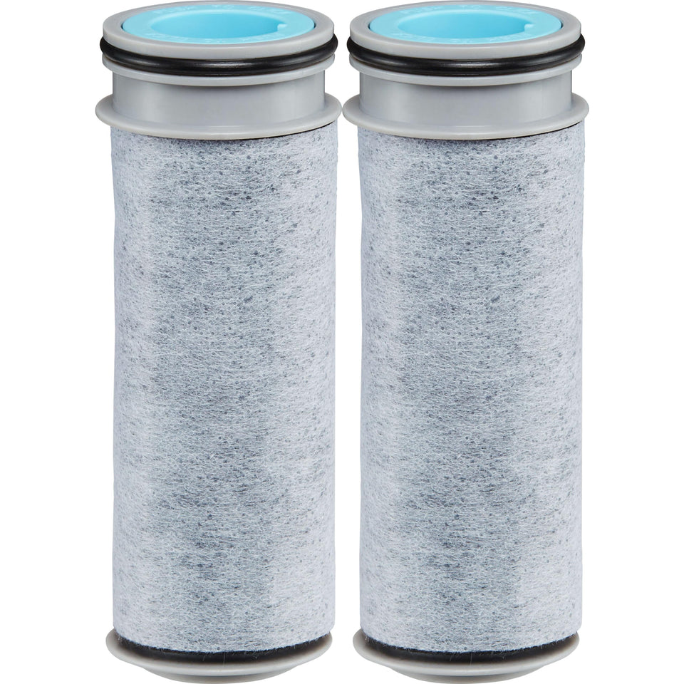 BRITA Stream pitcher pour shows fast filtration during refills.
