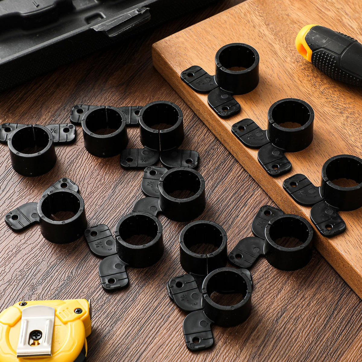 Briwooody packaged pipe supports made from durable plastic
